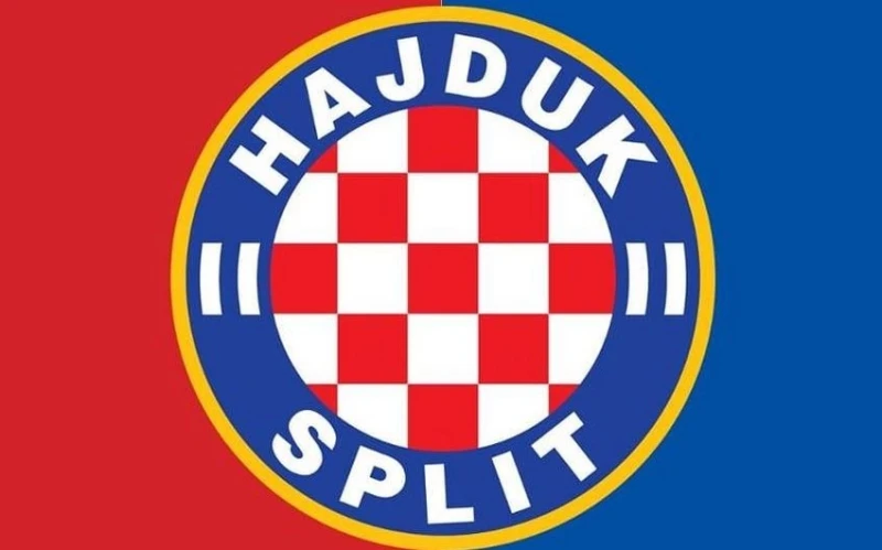 Zirənin rəqibi Hayduk daha üç oyunçusu ilə yollarını ayırdı