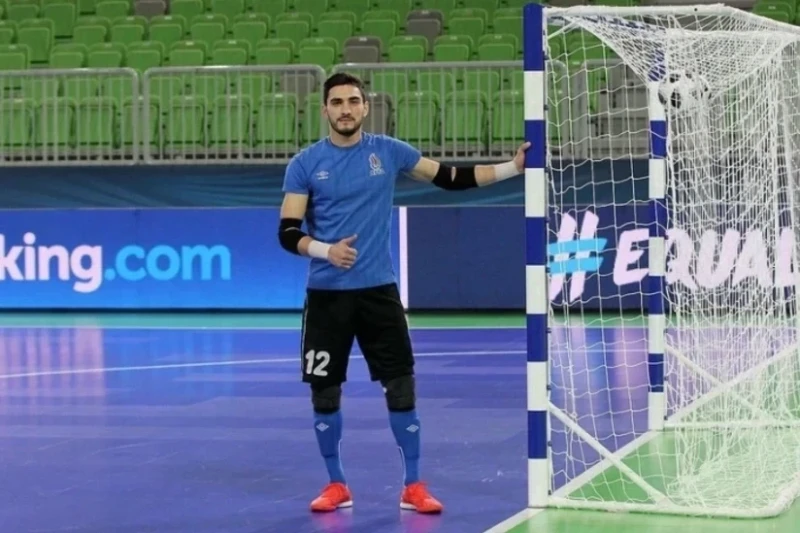 Araz-Naxçıvanın qapıçısı Rövşən Hüseynli Çempionlar Liqasındakı çıxışı dəyərləndirib