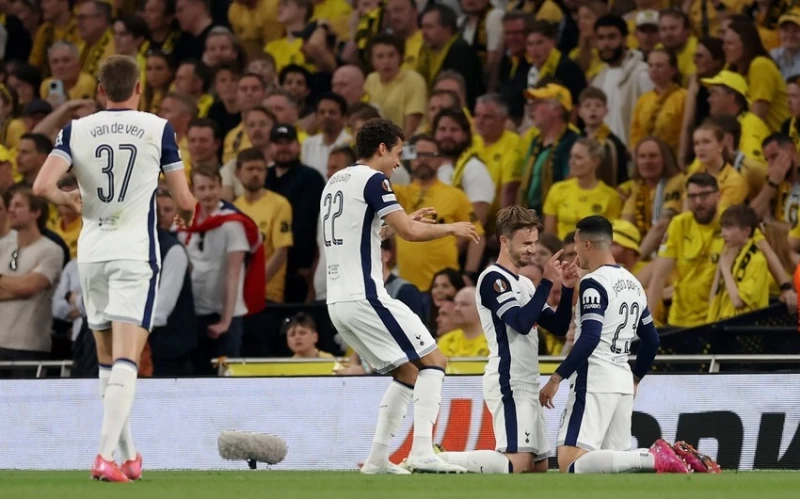 "Tottenhem" avrokuboklar tarixində ikinci dəfə matçın ilk dəqiqəsində qol vurub