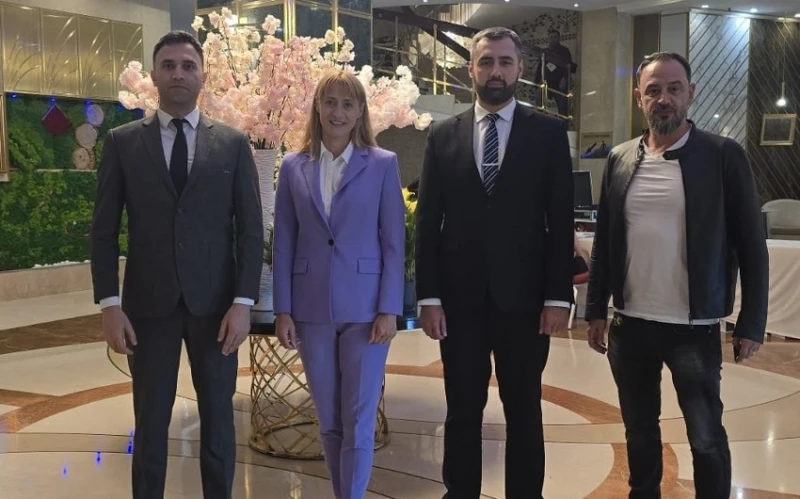 Azərbaycan Üzgüçülük Federasiyasının nümayəndələri Rumıniyada toplantı keçiriblər
