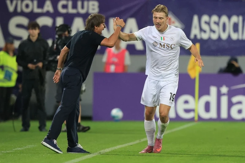 Rasmus Hoylund Napoliyə birdəfəlik transfer olunur