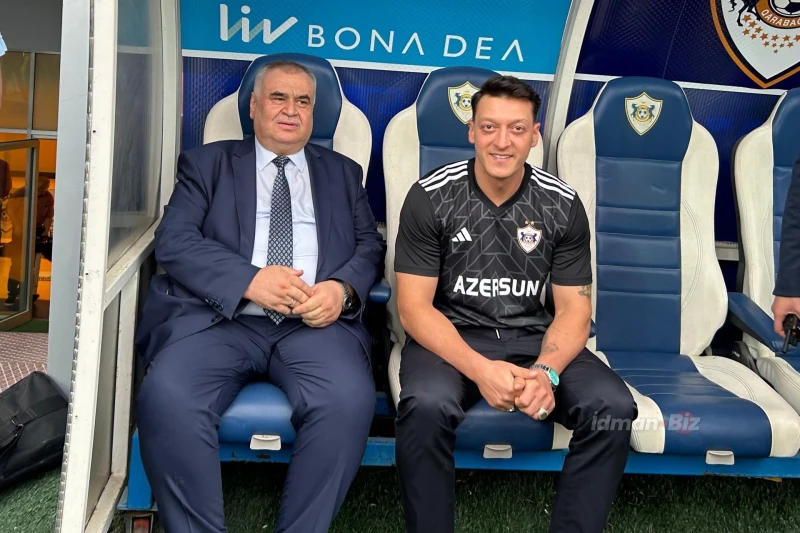 Məsut Özil “Qarabağ”ın düşərgəsində