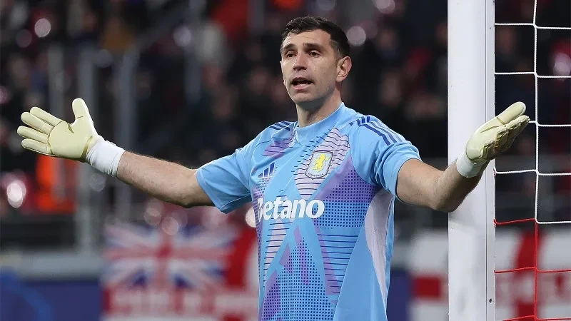 Yuventus Emiliano Martines ilə müqavilə şərtlərini razılaşdırıb