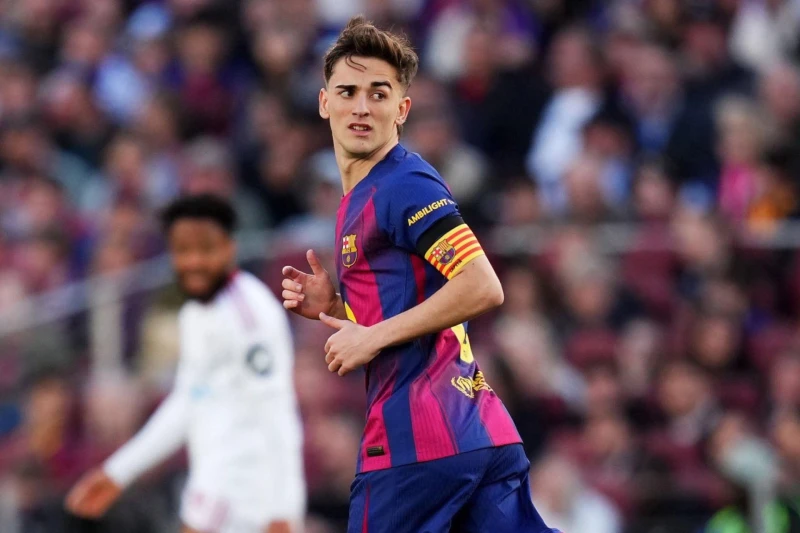 Qavi Fliklə münasibətlərindən danışdı: Mənə bir ata kimi yaxın oldu