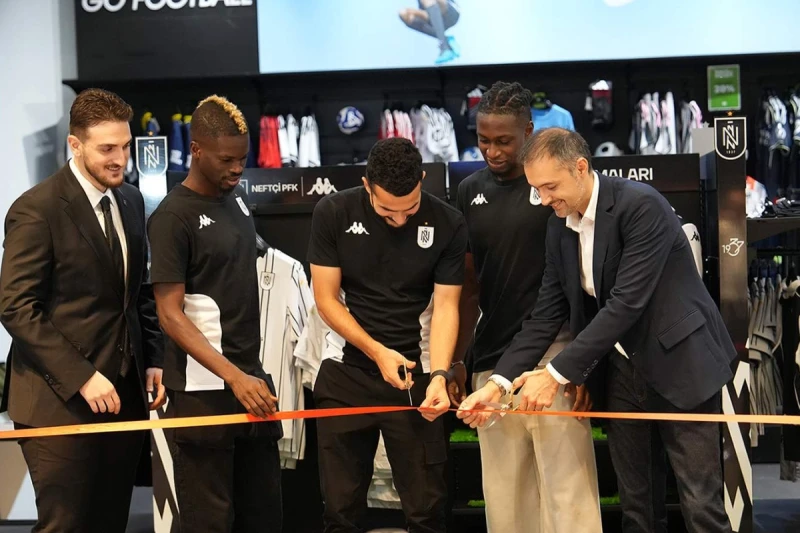 Neftchi PFK's official fan store opens at GO Sport Neftchi PFK's official fan store opens at GO Sport