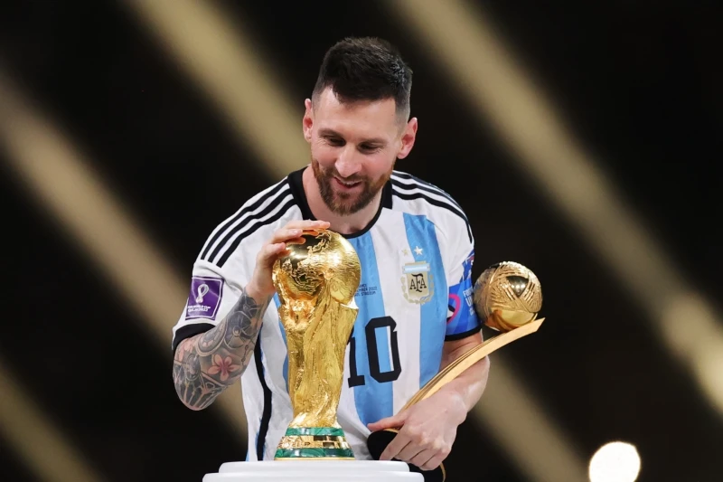 Messi Argentina millisindən ayrıldı, yeni kapitan Kristian Romerón və “10” nömrəli forma üçün seçim müzakirəsi