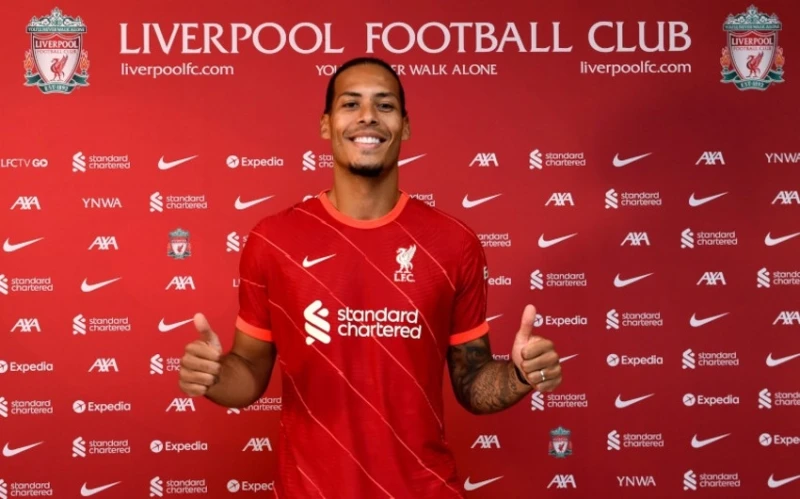 "Liverpul" Vircil van Deykin müqaviləsini yeniləyib