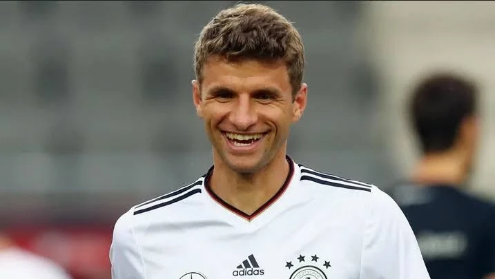 Tomas M&uuml;ller: Almaniya millisinin uğursuz &ccedil;ıxışına ironik m&uuml;nasibət