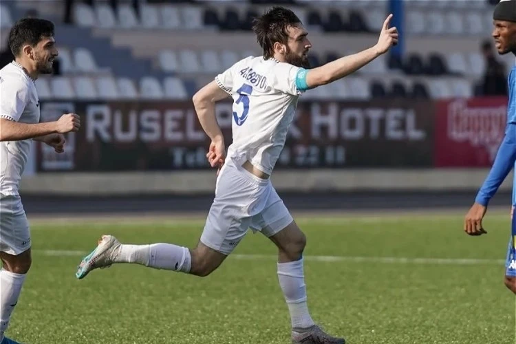 Şamaxı Arsen Ağcabəyovla da yollarını ayırdı: Mövsüm sonunda 9-cu ayrılıq - FOTO