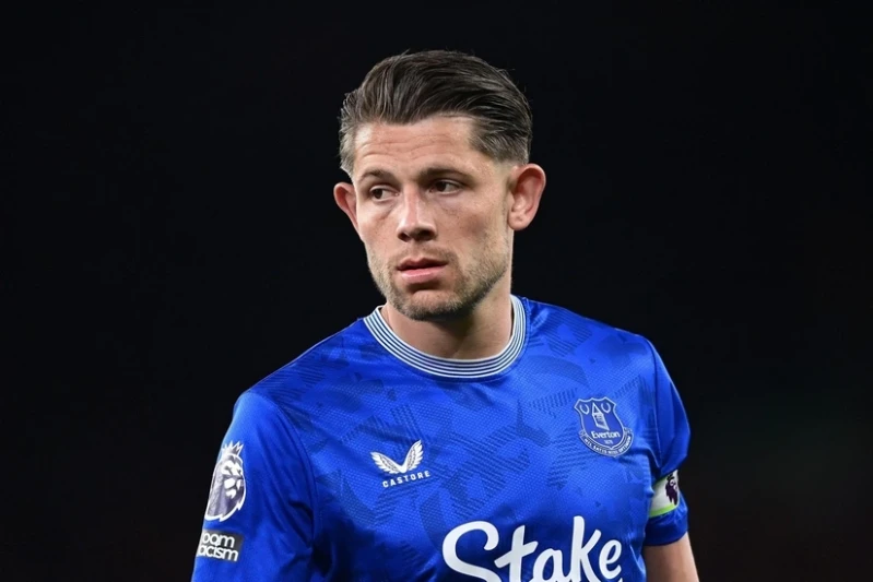 Everton Tarkovski ilə müqaviləni uzadıb