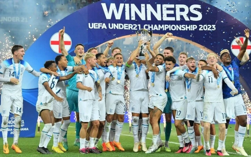 İngiltərə Gənclər Yığması Futbol üzrə Avropa Çempionatında Almaniyanı Məğlub Edərək Qalib Gəldi