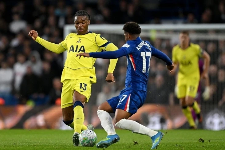 Çelsi Tottenhem üzərində qələbə qazandı, Tottenhem düşmə təhlükəsində