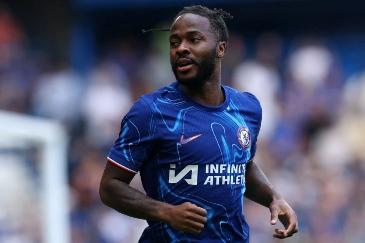 Çelsi Rahim Sterlinqlə yolları ayırmaq istəyir