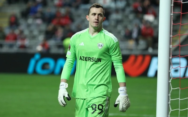Rusiyalı qapıçı: "Mənə "Qarabağ"da qalmağı təklif etdilər"