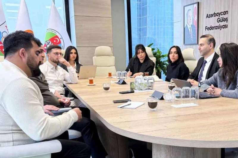 AGF və MOK strateji əhəmiyyətli layihələri müzakirə edib