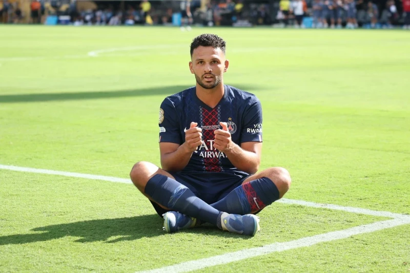 Milan Qonsalu Ramuşu transfer edib