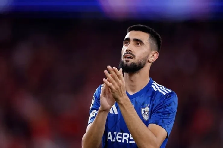 Arda Turan Toral Bayramovu transfer etmək istəyir