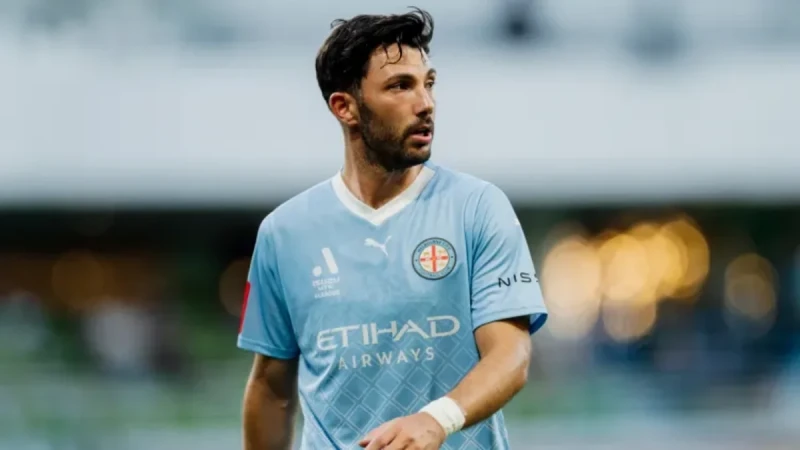 Tolqay Arslan futbol karyerasını bitirib
