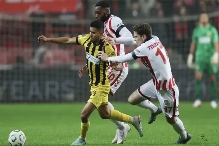 Konfrans Liqası: Liqa mərhələsi, V turun nəticələri