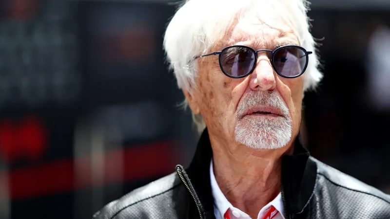 Formula 1‑in keçmiş rəhbəri Berni Ecclestoneun baqajında ov tüfəngi tapıldı, saxlandı