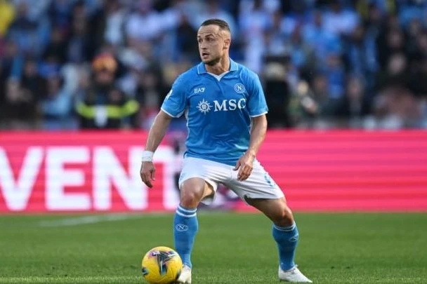 Manchester United Lobotka'yı gözüne kestirdi