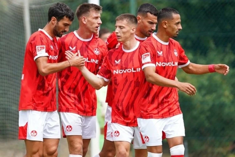 Mahir Emreli Kaizerslautern heyətində Nots Kauntiyə qol vurdu