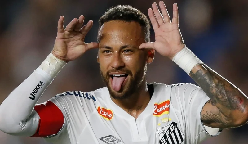 Neymar İtaliya vətəndaşlığı aldı