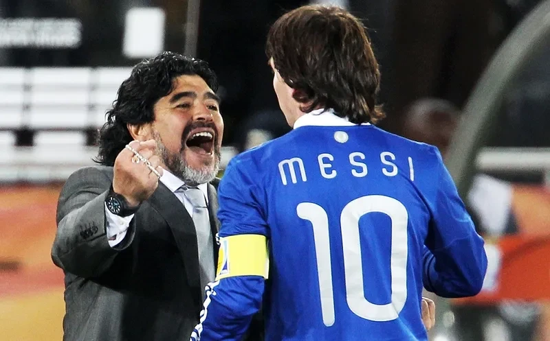 Batistuta, Maradona'yı Messi'ye Tercih Etti: Messi'de Bu Karizma Yok