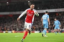 Arsenalın oyunçusu Semenyonun yerinə Bornmuta keçə bilər