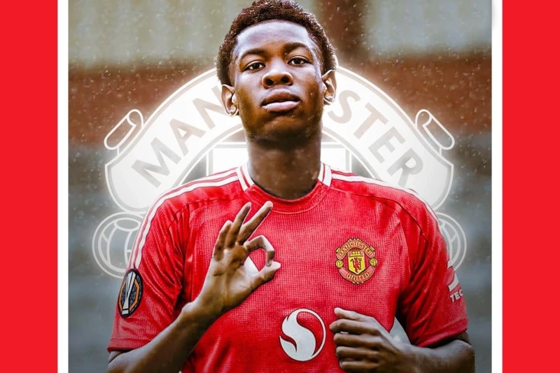 "Manchester United" 18 yaşındaki forvetin transferi için anlaştı