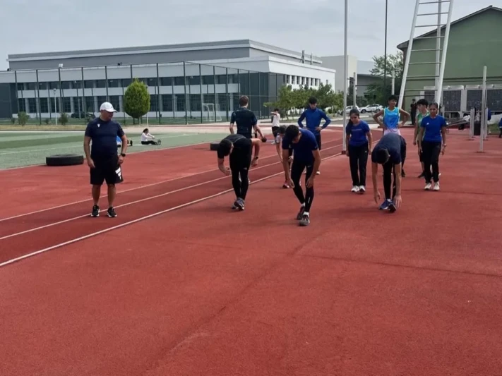 Azərbaycan atletika millisi Göygöldə qış mövsümündə beynəlxalq yarışlara hazırlıq üçün təlimə başladı