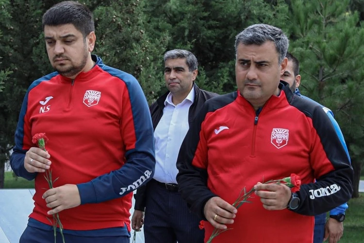 Sabah Football Academy and Vatan Football School Visit Martyrs' Memorial