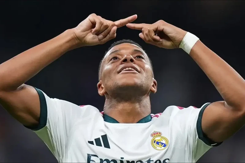 “Real Madrid” rəhbərliyi Kiliyan Mbappenin “Qızıl top” mükafatını qazanacağına ümid bəsləyir
