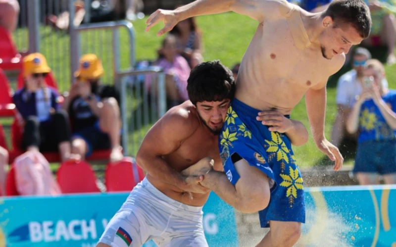 Azerbaijani wrestlers win 1 gold and 1 bronze medal at the World Series