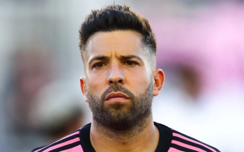 "İnter Mayami" Jordi Alba ilə müqaviləni yeniləyib