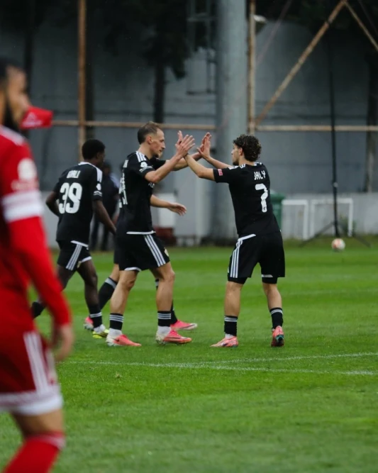 Qarabağ, Zira üzərində 3:1 qalibiyyəti ilə üstünlük qazandı