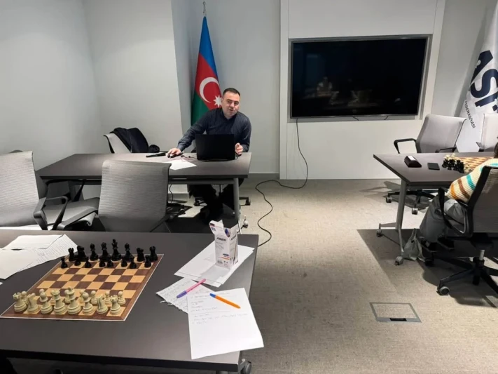 Çempionlarla Bir Ay: Ustad Dərsləri ilə Gənc Şahmatçılar Bilik Yığdı