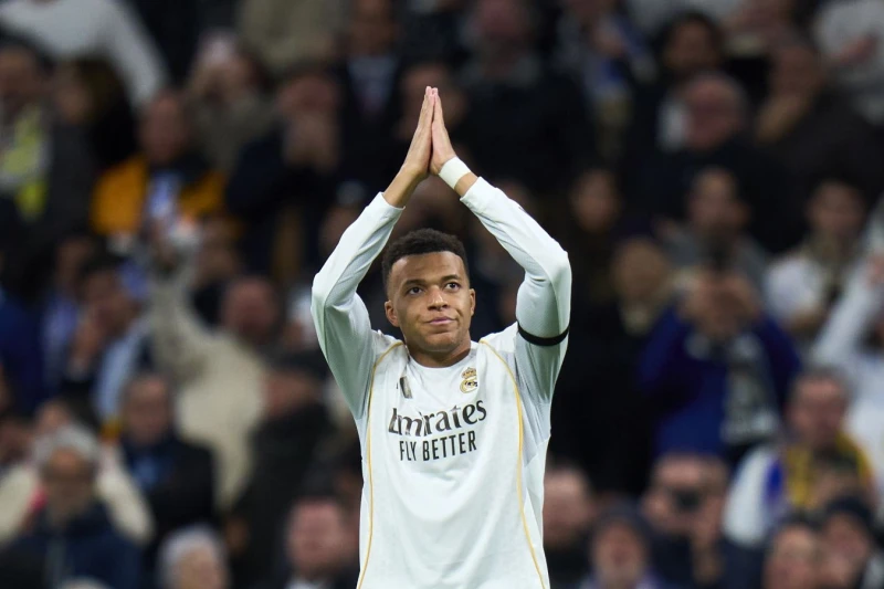 Arbeloa gives statement on Mbappe and Bellingham's participation in the match against Manchester City