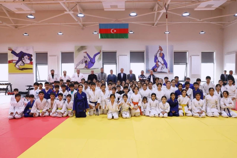 Rəşad Nəbiyev İmişlidəki yeni cüdo zalına baxış keçirib