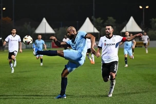 Matçın sonunda 5 dəqiqəyə 3 qol və "Neftçi"nin qələbəsi