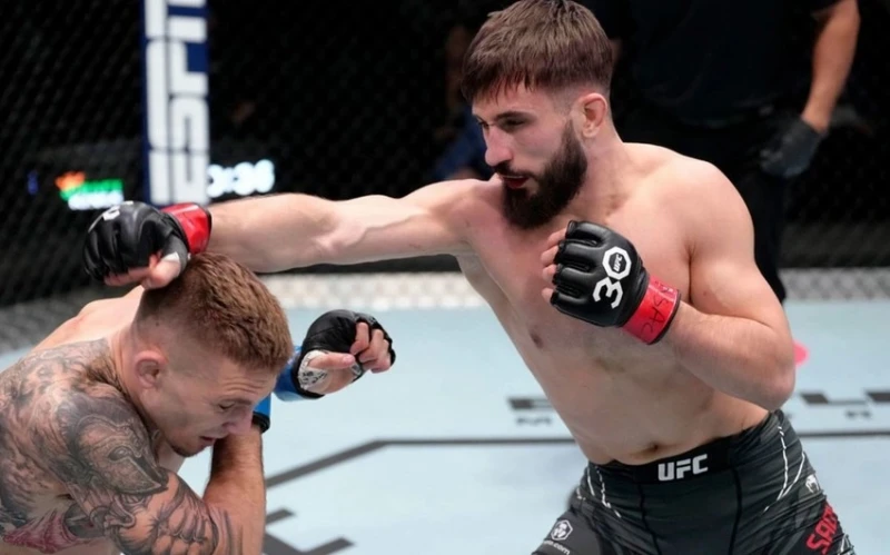 UFC-də çıxış edən azərbaycanlı: "Azarkeşlərin döyüşlərimi səbirsizliklə gözləməsini istəyirəm"