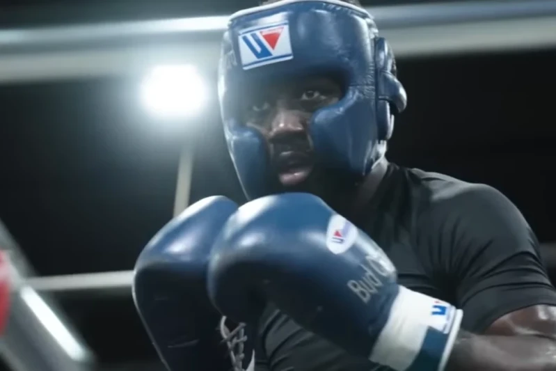 Terens Krouford: UFC boksdan üstün ola bilməz