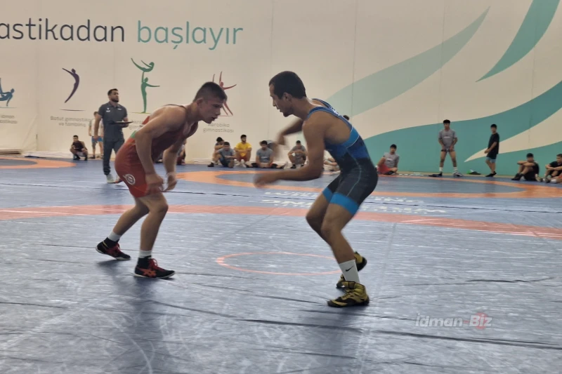 Azərbaycan güləşçiləri U-17 dünya çempionatına hazırlaşır