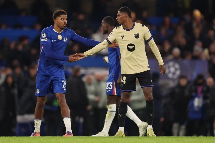 PSG will offer 50 million euros to Manchester United