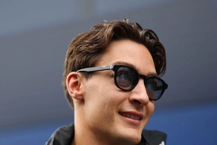 Corc Rassel Sinqapur Qran-prisinin təsnifatında birinci yeri tutub