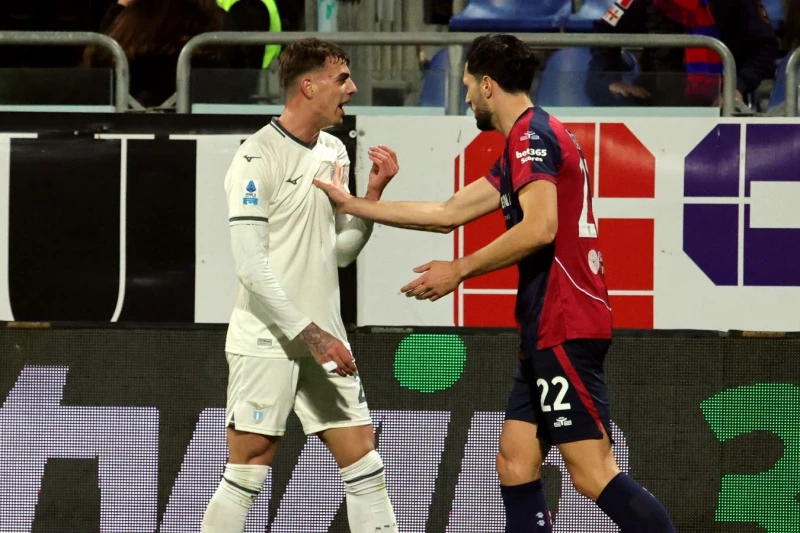 A Seriyası: Kalyari - Latsio 0:0, Leççe - İnter 0:2, Yuventus - Komo 0:2