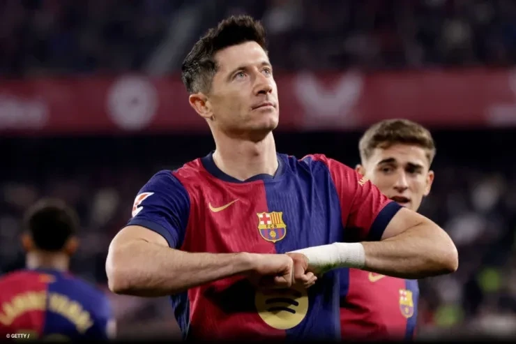 Barselona Osimhen üçün Qalatasaraya 120 milyon avro təklif edə bilər