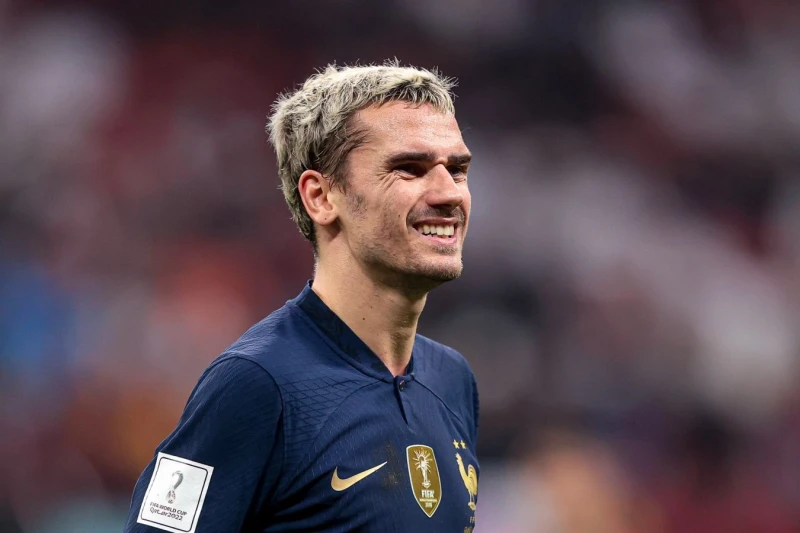 Atletico spor direktörü Griezmann'ın MLS'e transferi söylentilerine son verdi: Bizimle kalıyor