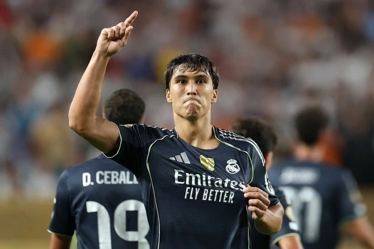 Real Extends Gonzalo Garcia's Contract Until 2030