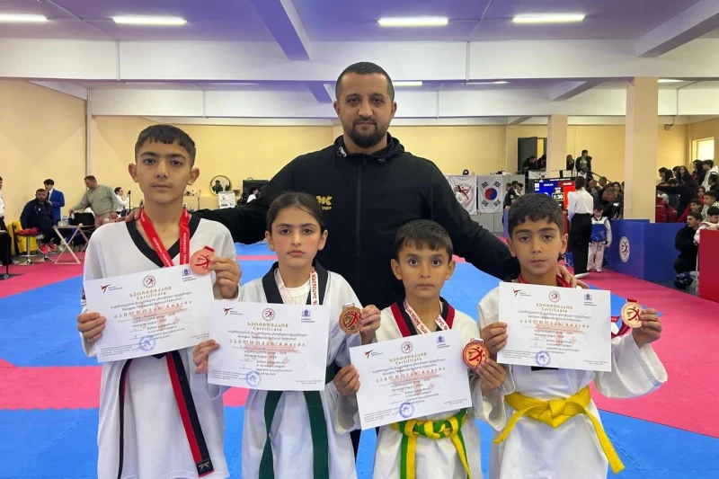 Azerbaycanlı tekvandocular Georgian Liga Open'da 4 madalya kazandı